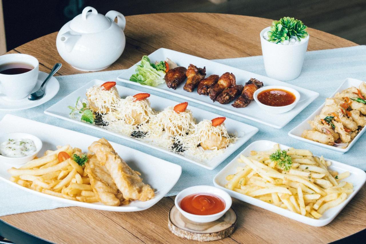 Grand Caman Hotel Bekasi Eksteriør bilde